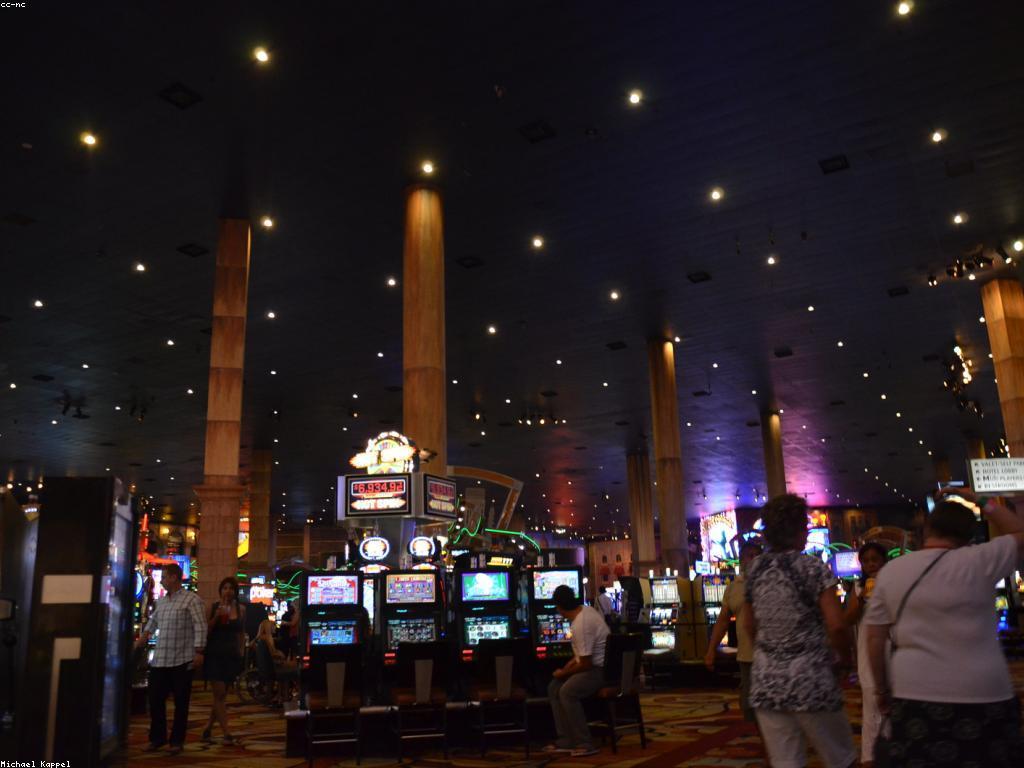 ការបង្ហាញអំពី slot