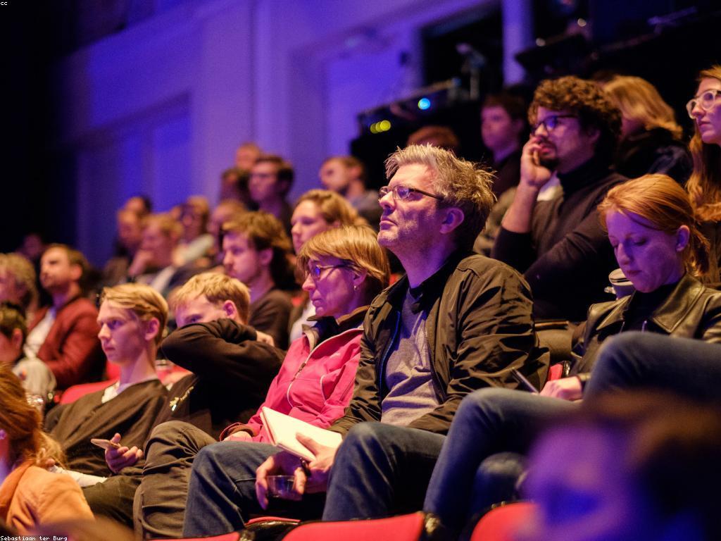 និន្នាការថ្មីៗក្នុងព័ត៌មាន: ការពង្រីកនៃការអភិវឌ្ឍន៍និងបច្ចេកវិទ្យា